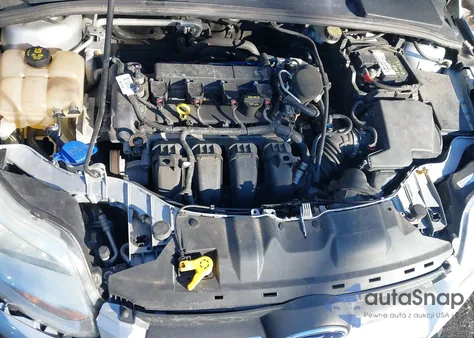 2014 Ford Focus Se z USA, uszkodzony, nr VIN 1FADP3K21EL408287